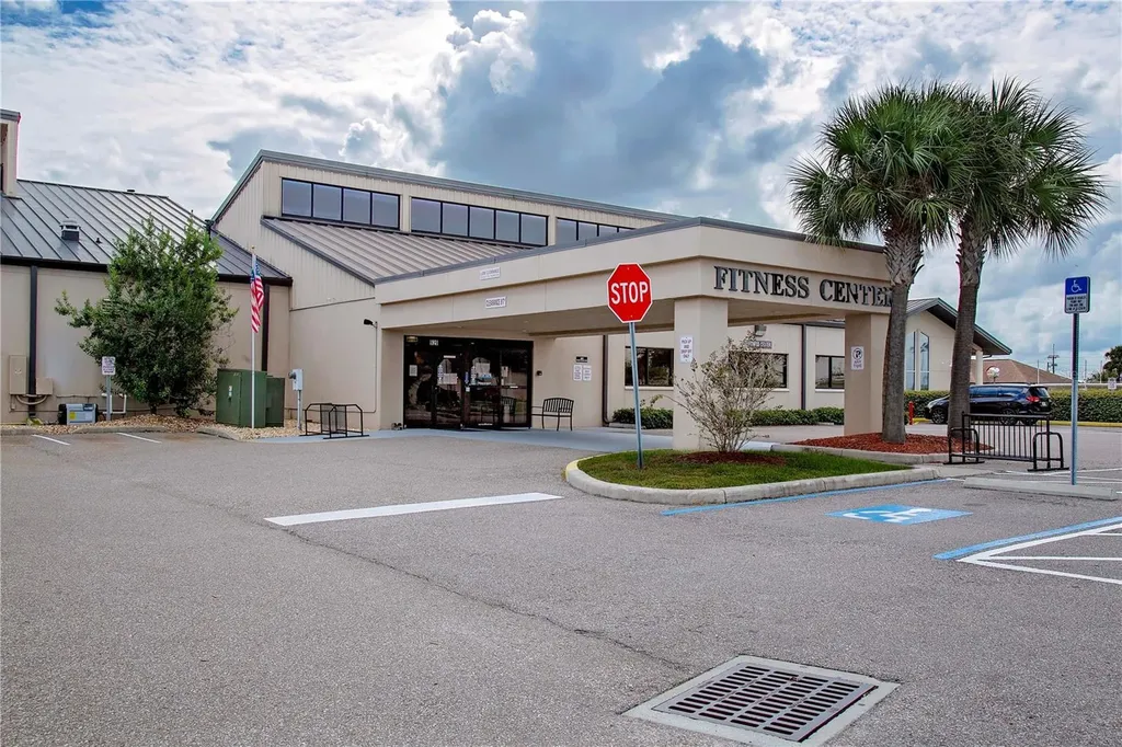 1908 Sterling Glen Court Sun City Center FL 33573