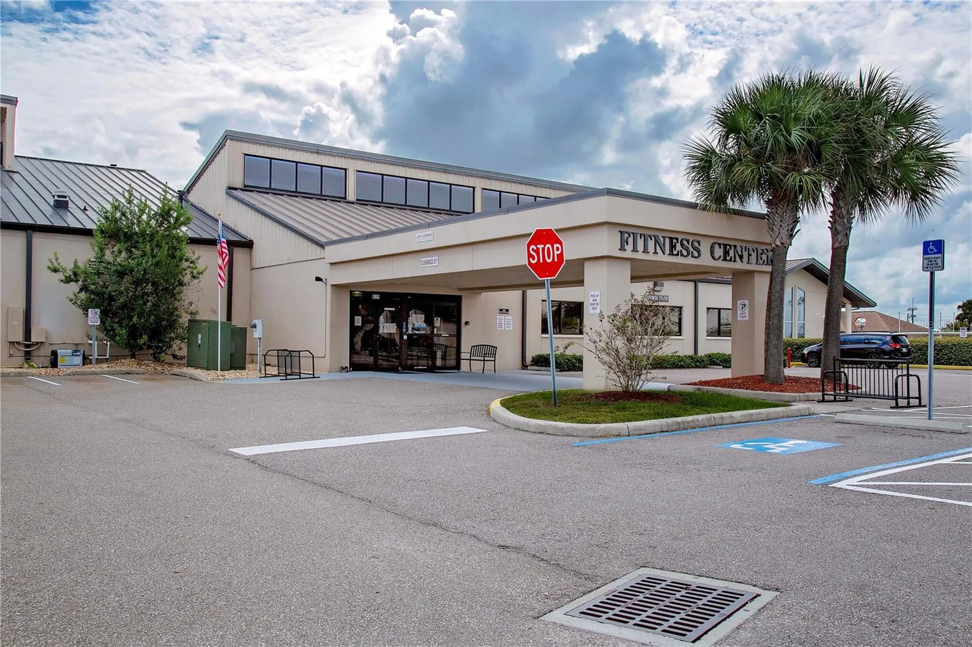 1908 Sterling Glen Court Sun City Center FL 33573
