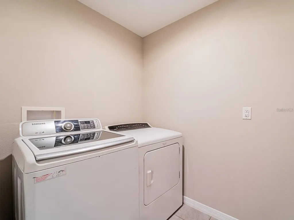 13748 Wineberry Drive Dade City FL 33525