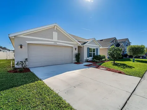 13748 Wineberry Drive Dade City FL 33525