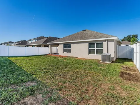 13748 Wineberry Drive Dade City FL 33525