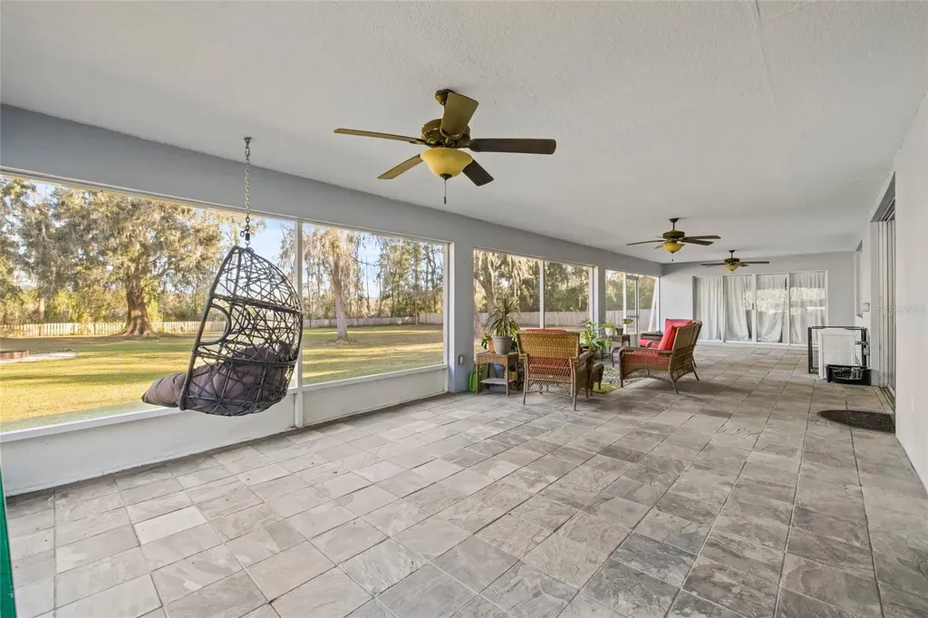 31445 Amberlea Road Dade City FL 33523