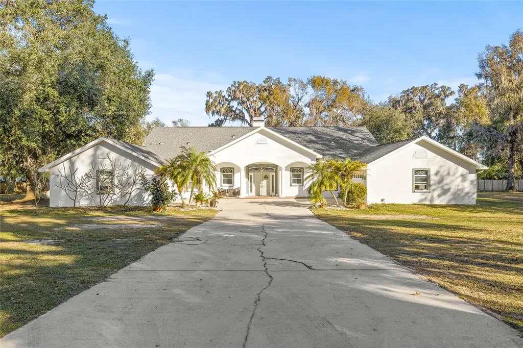 31445 Amberlea Road Dade City FL 33523