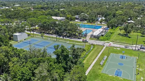 2587 Temple Street Sarasota FL 34239