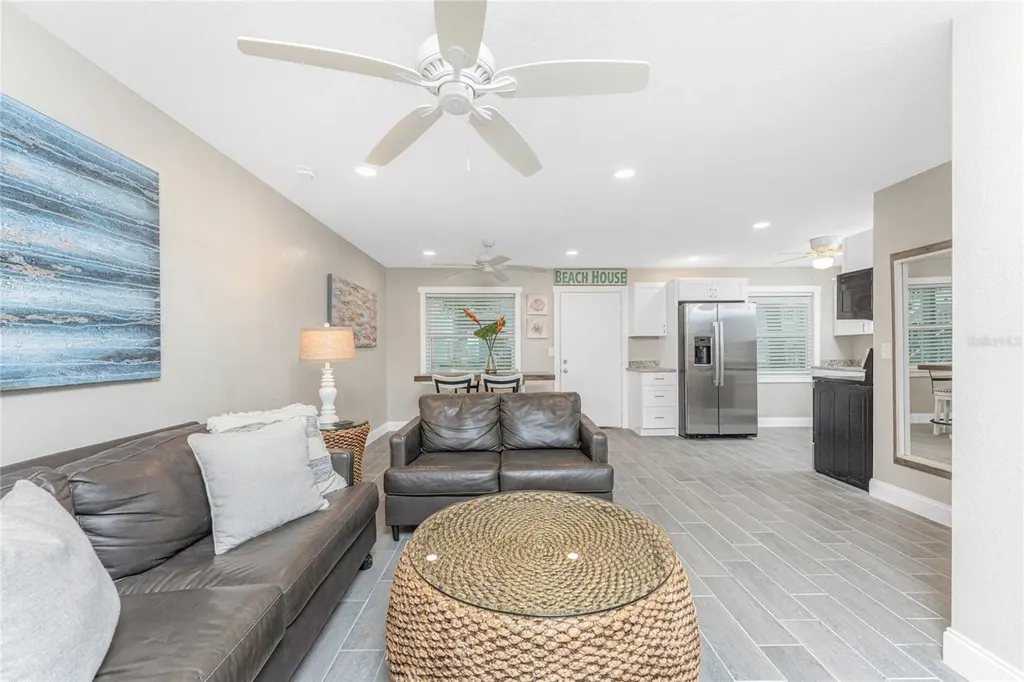 5041 N Beach Road Englewood FL 34223