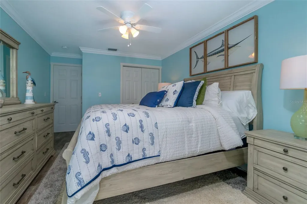 5041 N Beach Road Englewood FL 34223