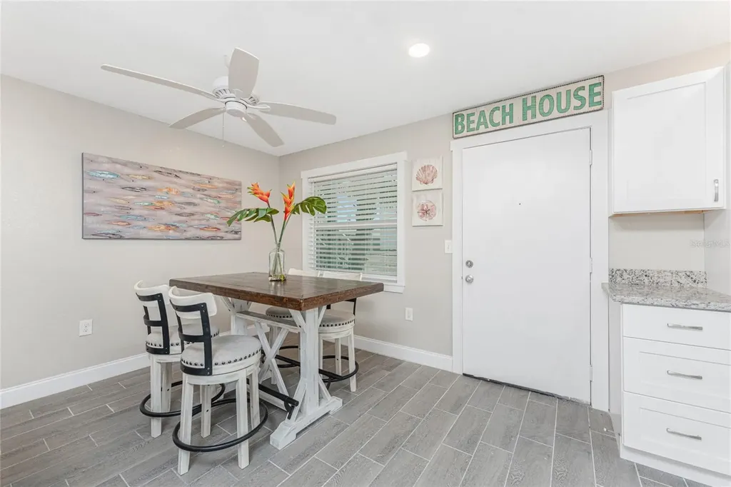 5041 N Beach Road Englewood FL 34223