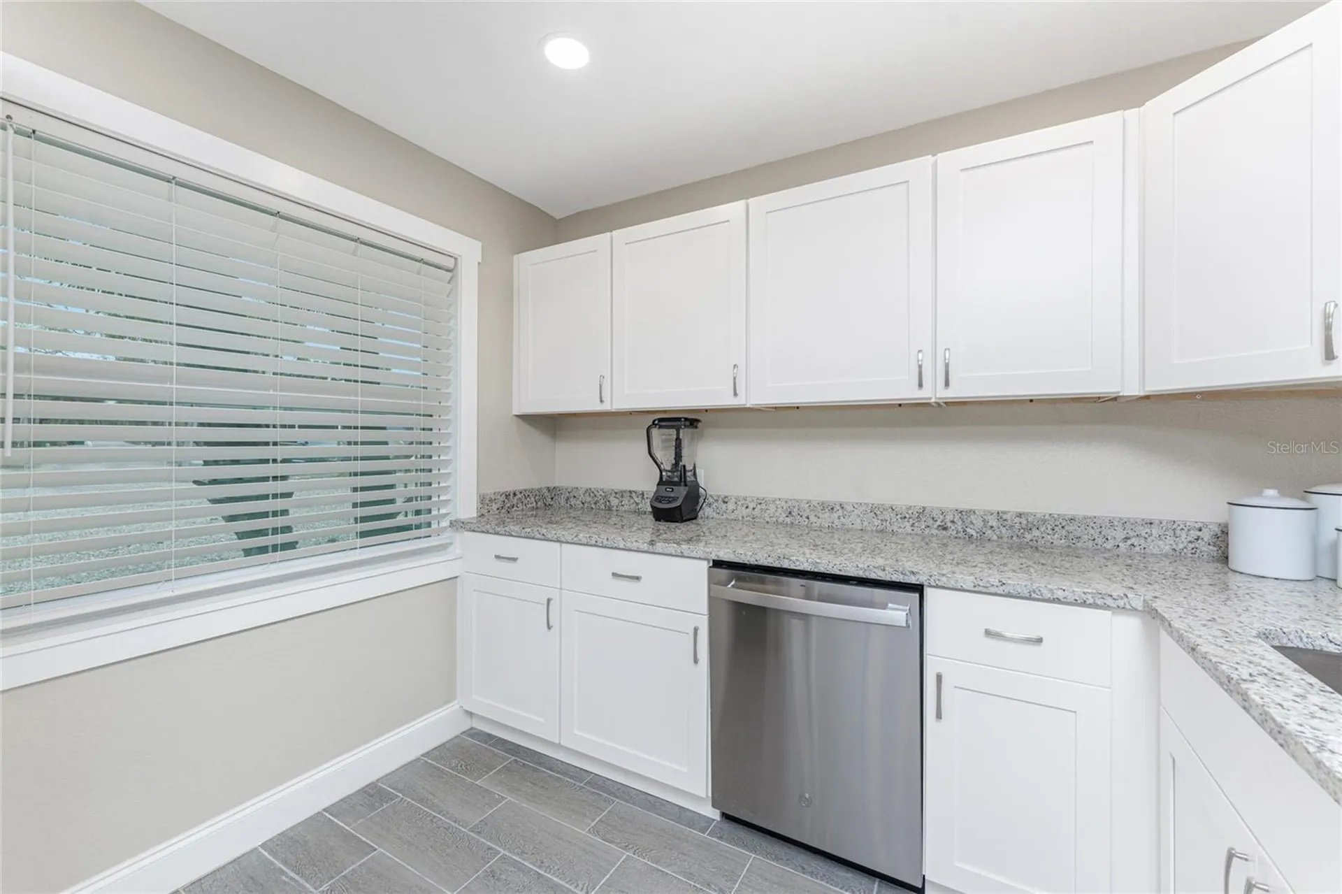 5041 N Beach Road Englewood FL 34223