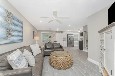 5041 N Beach Road Englewood FL 34223