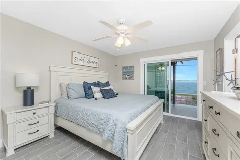 5041 N Beach Road Englewood FL 34223