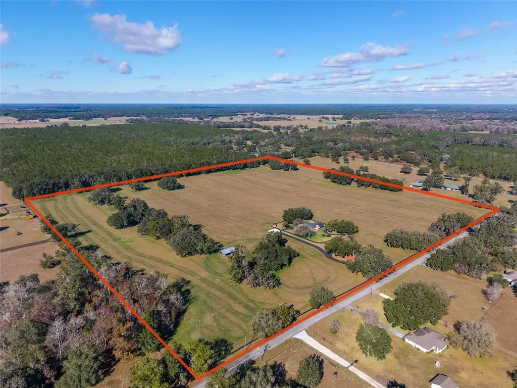 10880 NW 160th Avenue Morriston FL 32668