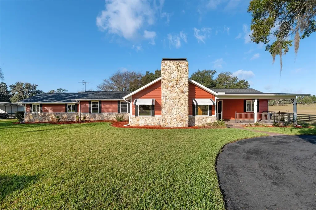 10880 NW 160th Avenue Morriston FL 32668