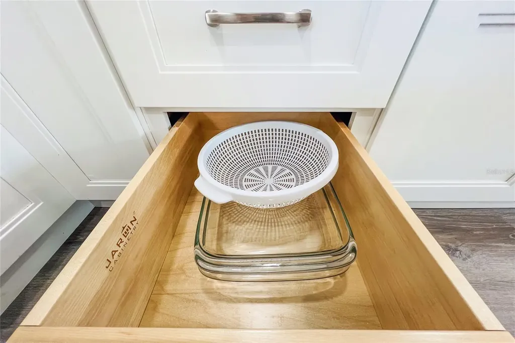 5041 N Beach Road Englewood FL 34223