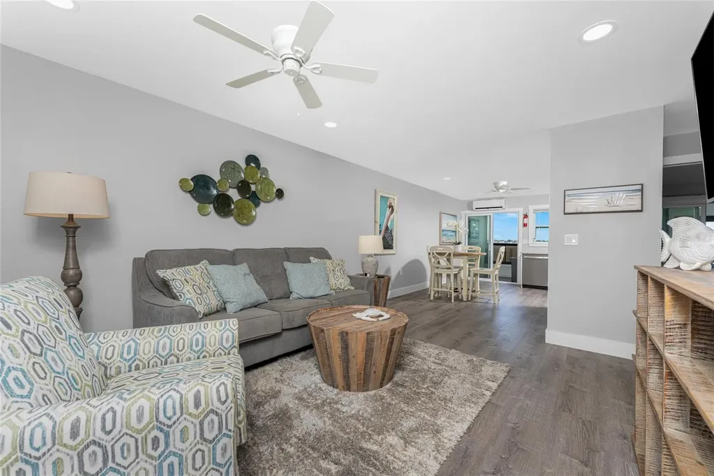 5041 N Beach Road Englewood FL 34223