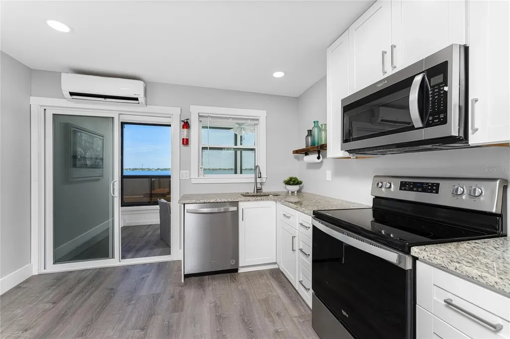 5041 N Beach Road Englewood FL 34223