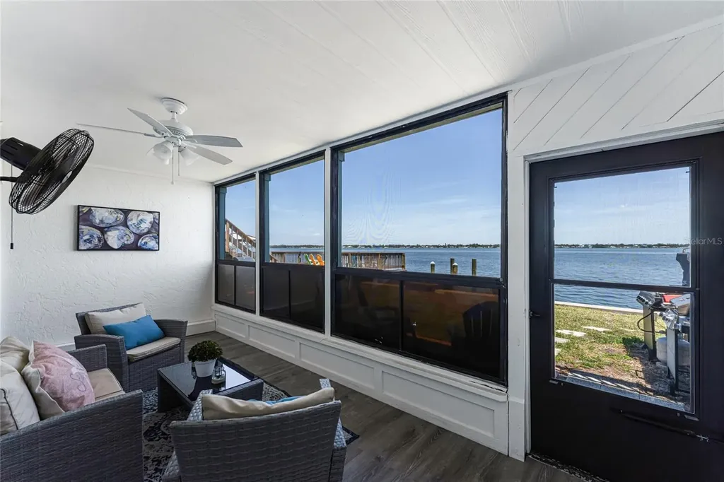 5041 N Beach Road Englewood FL 34223