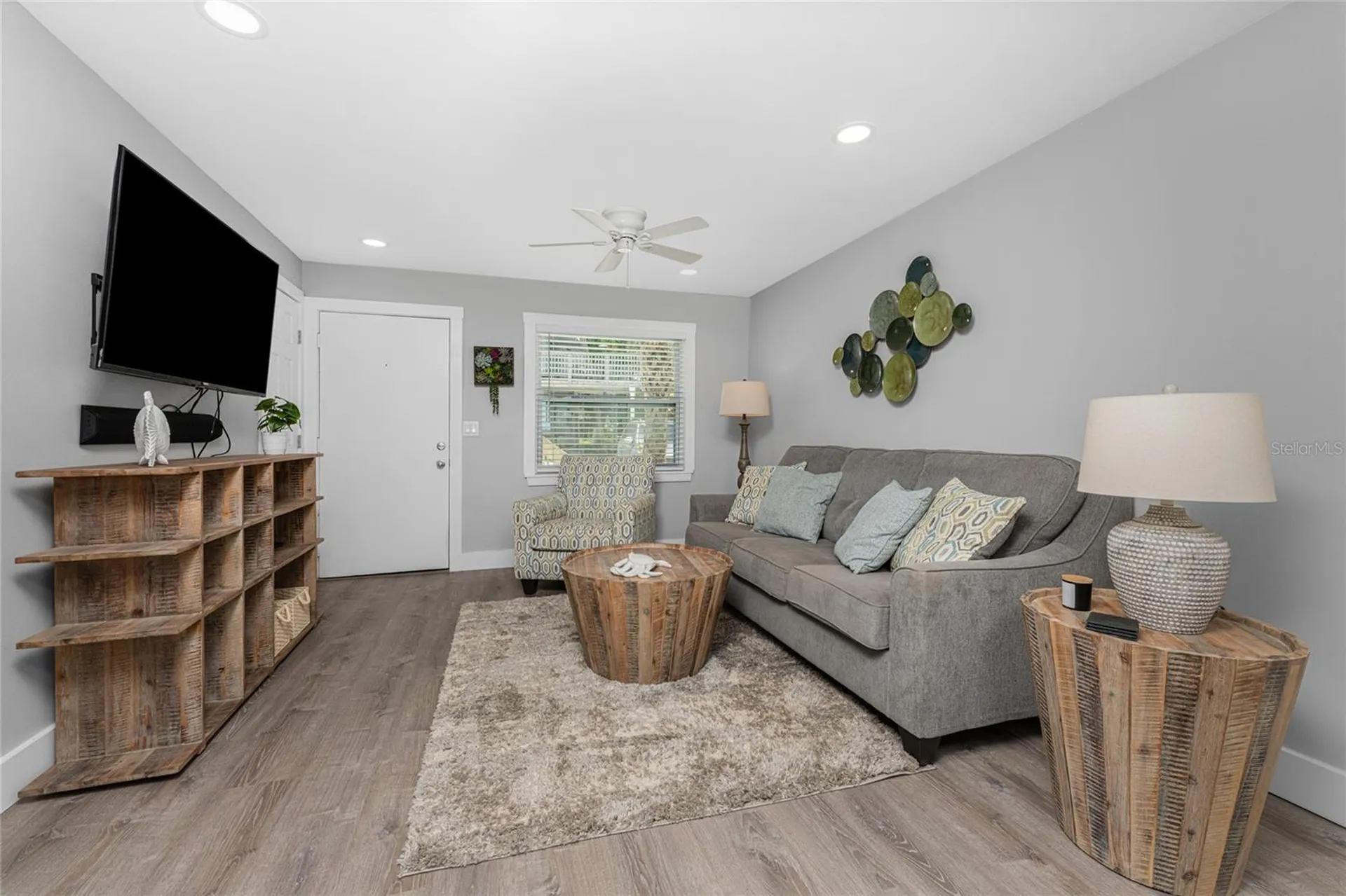 5041 N Beach Road Englewood FL 34223