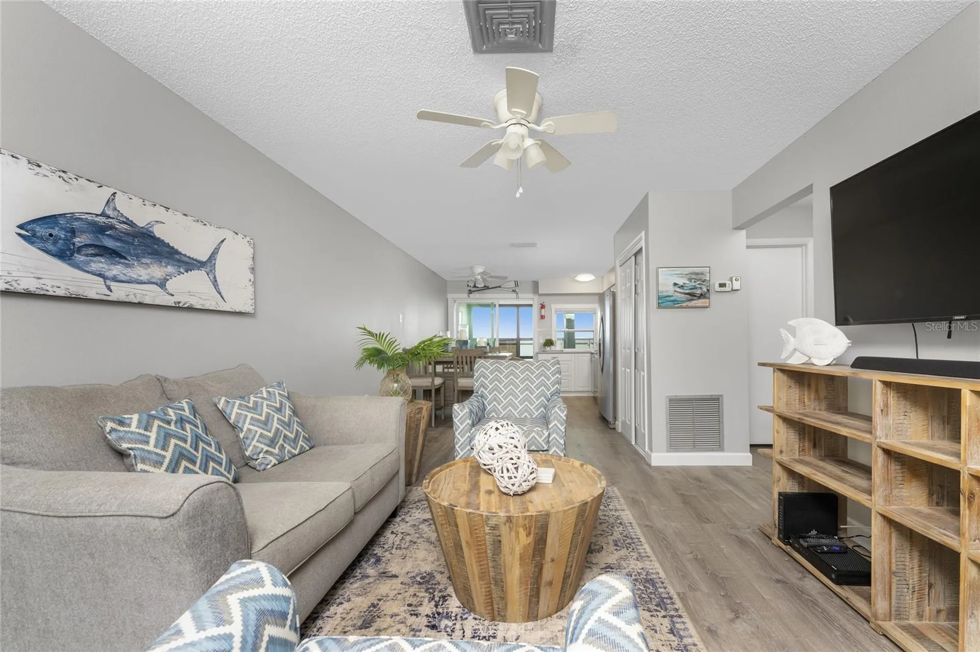 5041 N Beach Road Englewood FL 34223
