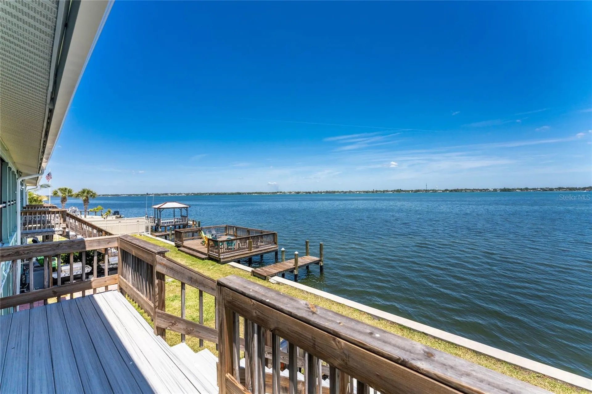 5041 N Beach Road Englewood FL 34223