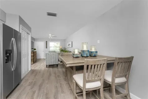 5041 N Beach Road Englewood FL 34223