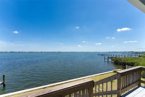 5041 N Beach Road Englewood FL 34223
