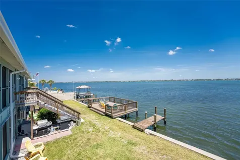 5041 N Beach Road Englewood FL 34223