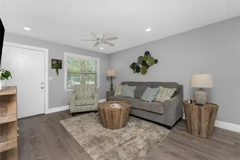 5041 N Beach Road Englewood FL 34223