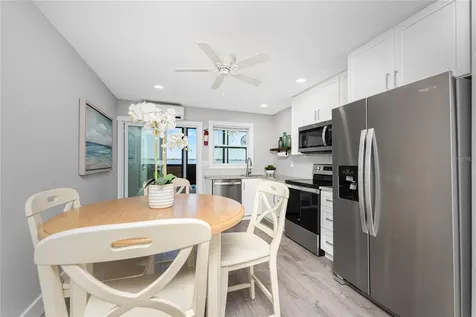 5041 N Beach Road Englewood FL 34223