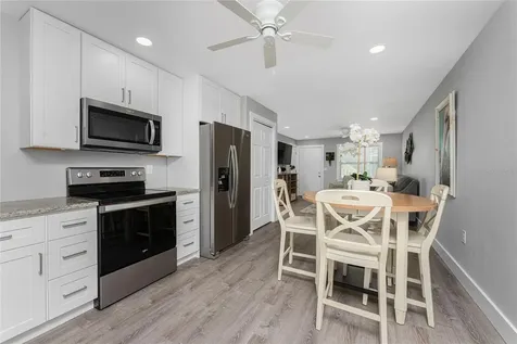 5041 N Beach Road Englewood FL 34223