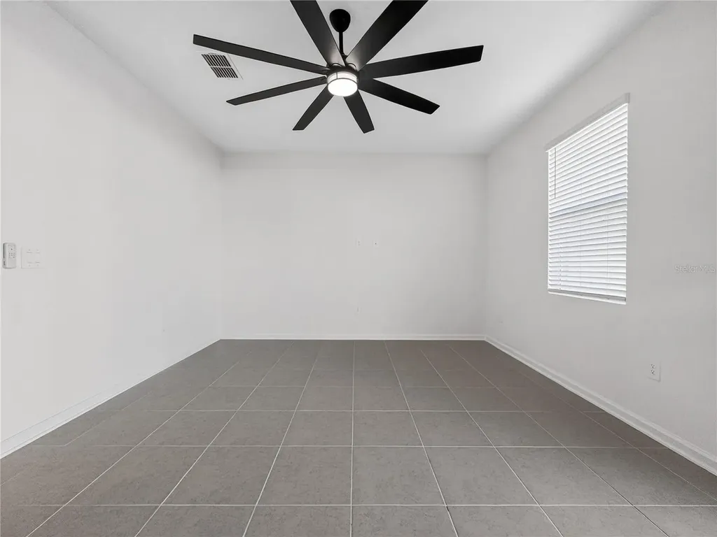 2735 Skyline Loop Kissimmee FL 34758
