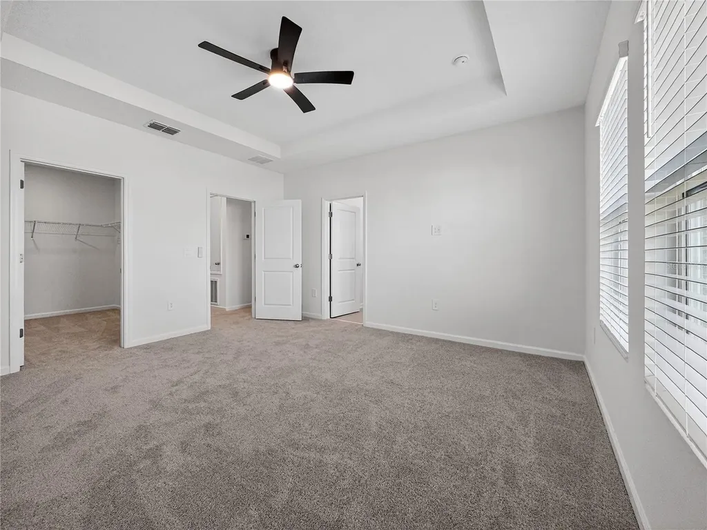 2735 Skyline Loop Kissimmee FL 34758