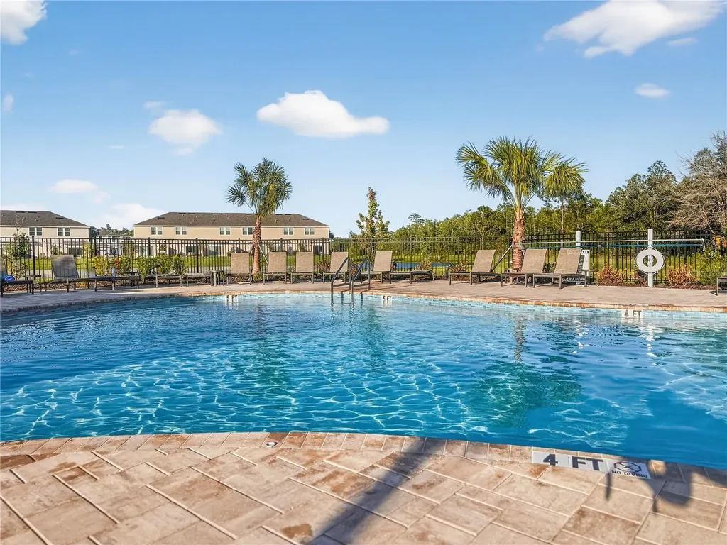2735 Skyline Loop Kissimmee FL 34758