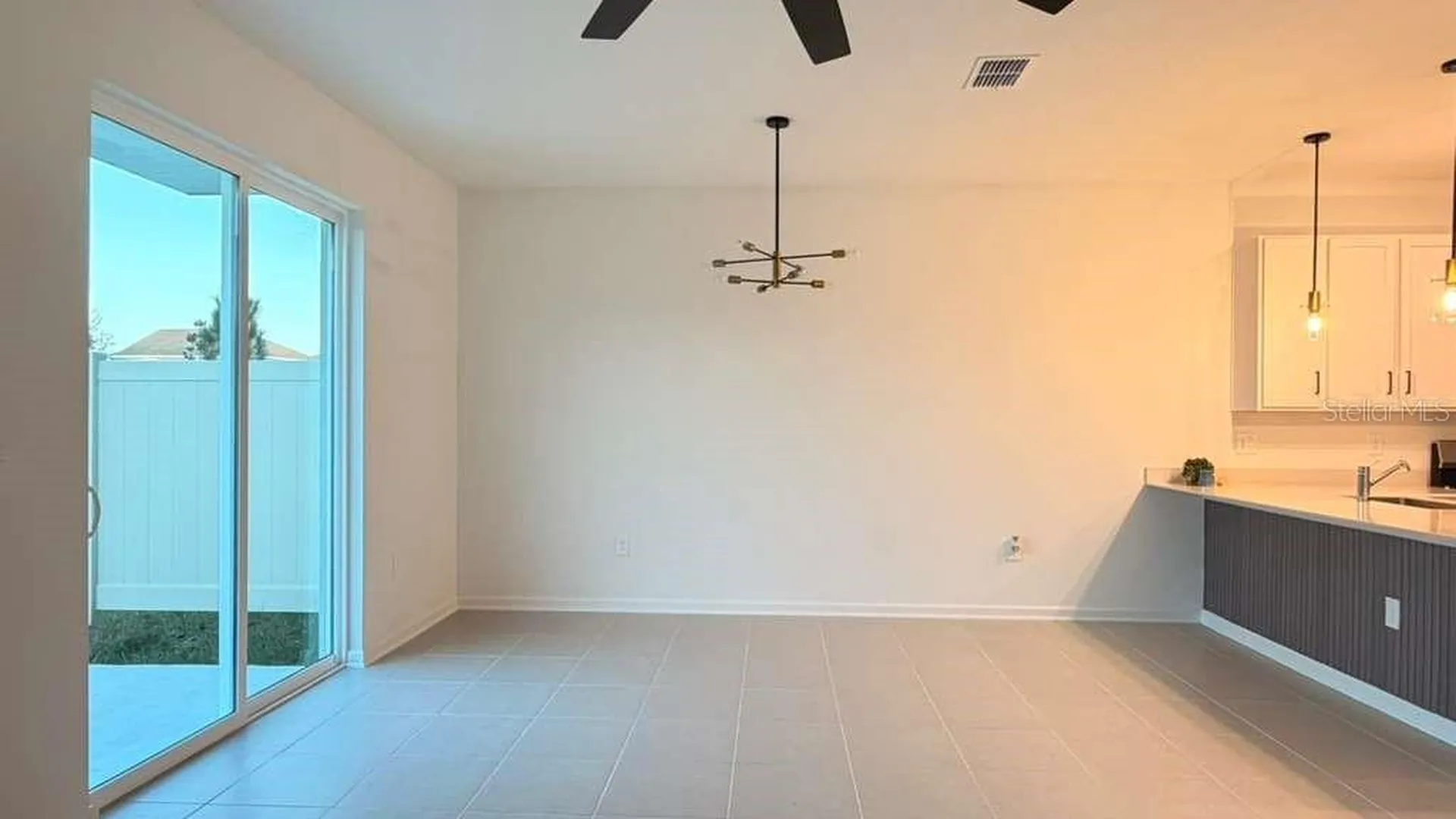 2735 Skyline Loop Kissimmee FL 34758