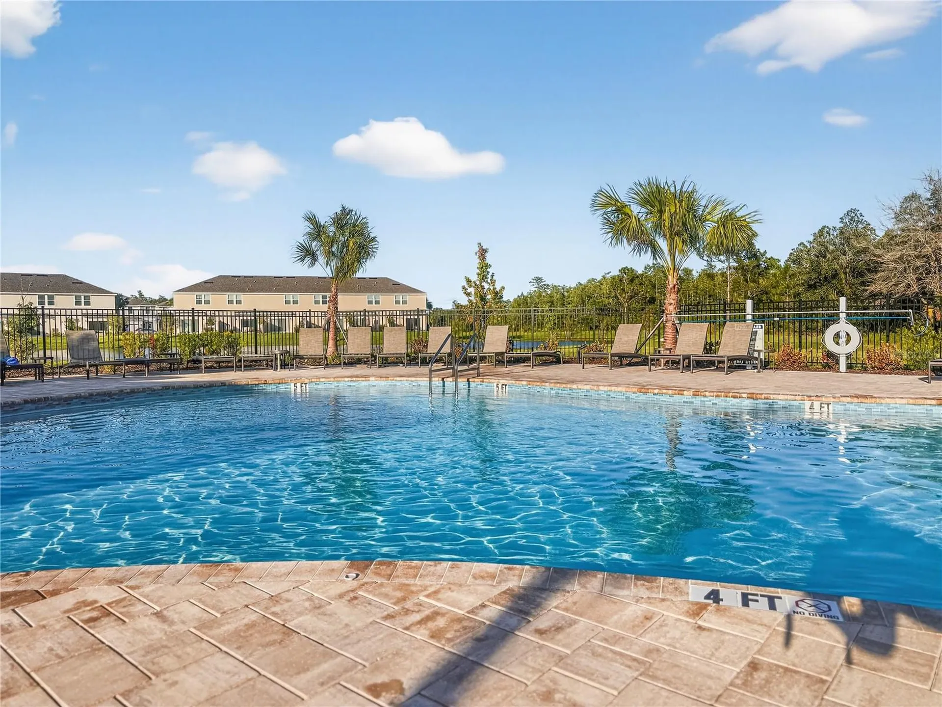 2735 Skyline Loop Kissimmee FL 34758