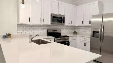 2735 Skyline Loop Kissimmee FL 34758