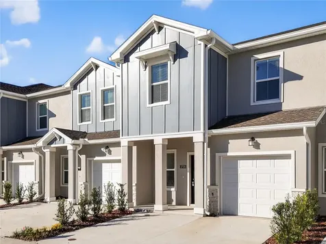 2735 Skyline Loop Kissimmee FL 34758