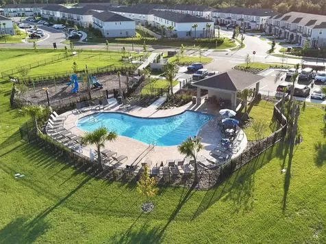 2735 Skyline Loop Kissimmee FL 34758