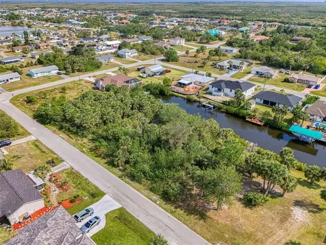 18706 Fort Smith Circle Port Charlotte FL 33948