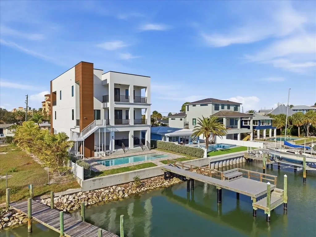 109 Punta Vista Drive St Pete Beach FL 33706