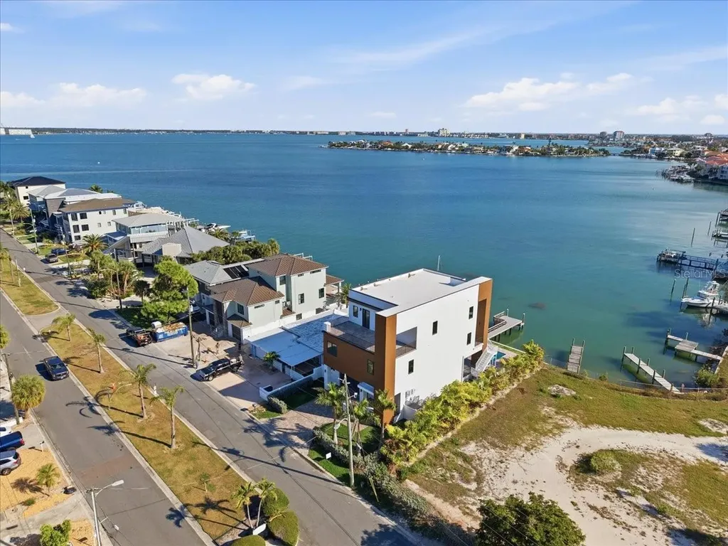 109 Punta Vista Drive St Pete Beach FL 33706