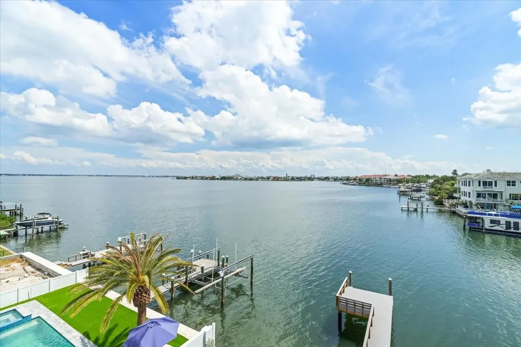 109 Punta Vista Drive St Pete Beach FL 33706