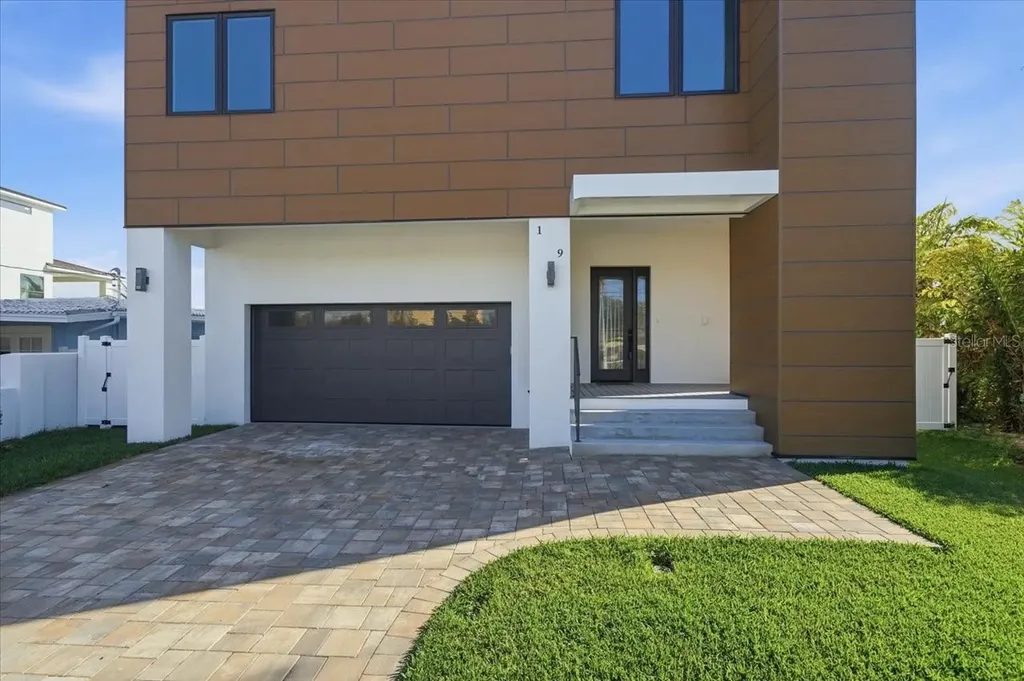 109 Punta Vista Drive St Pete Beach FL 33706