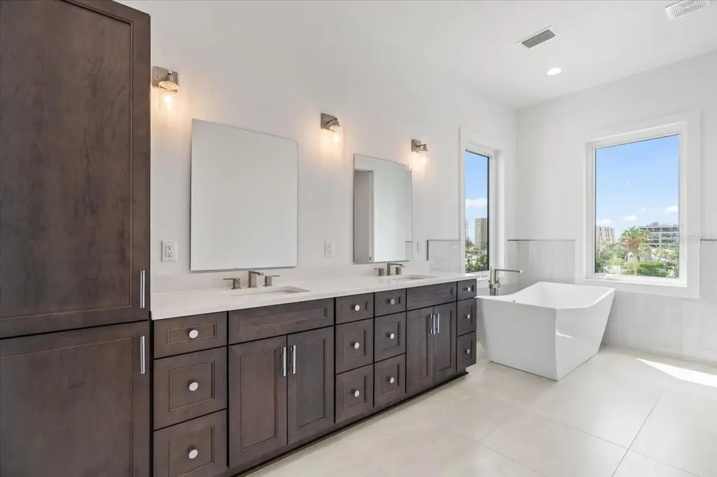 109 Punta Vista Drive St Pete Beach FL 33706