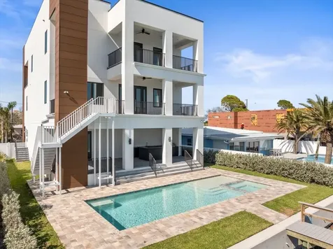 109 Punta Vista Drive St Pete Beach FL 33706