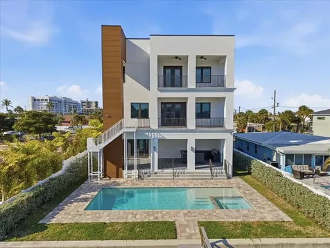 109 Punta Vista Drive St Pete Beach FL 33706