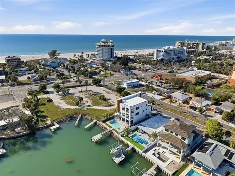 109 Punta Vista Drive St Pete Beach FL 33706