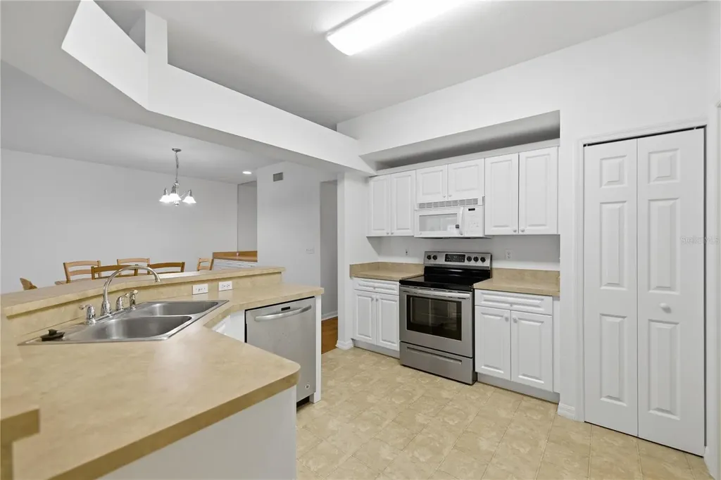 10529 NW 28th Lane Gainesville FL 32606