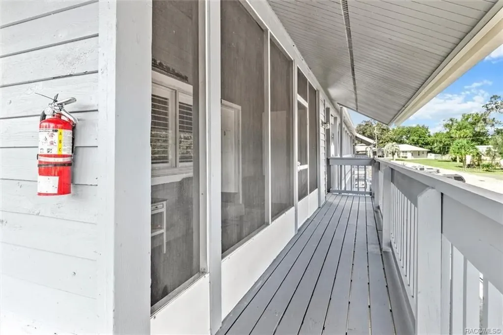 20820 River Drive Dunnellon FL 34431