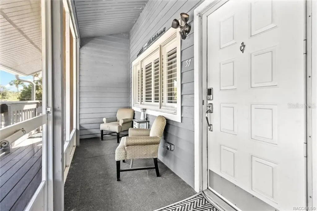 20820 River Drive Dunnellon FL 34431