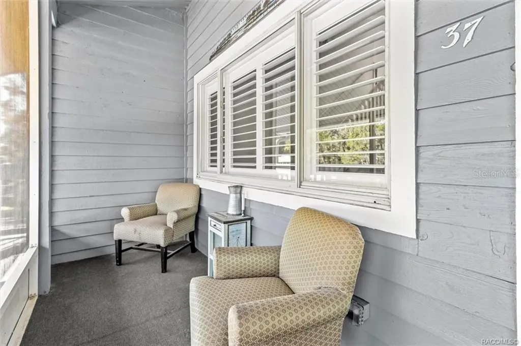 20820 River Drive Dunnellon FL 34431